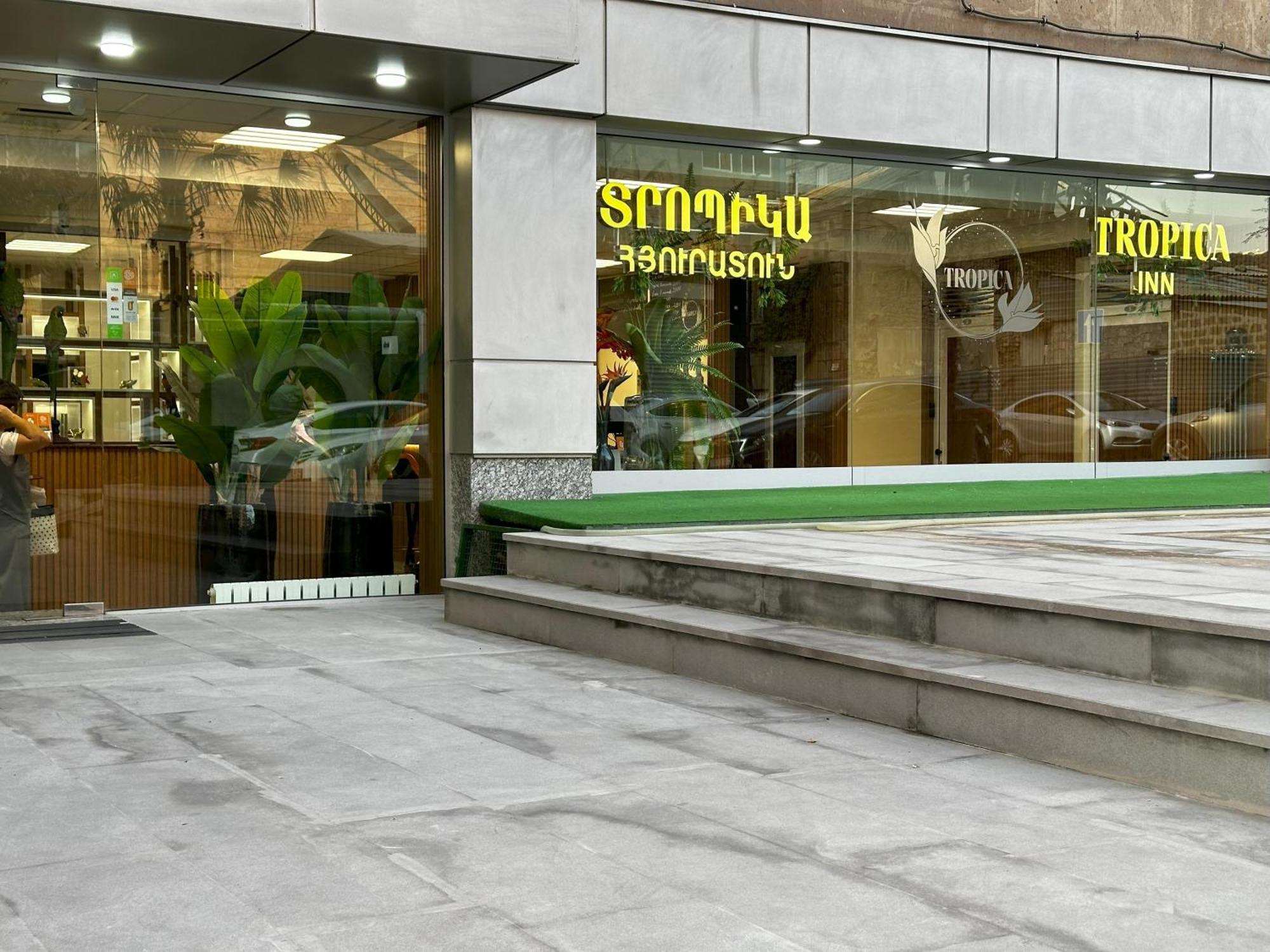 Tropica Inn Hotel Jereván Kültér fotó