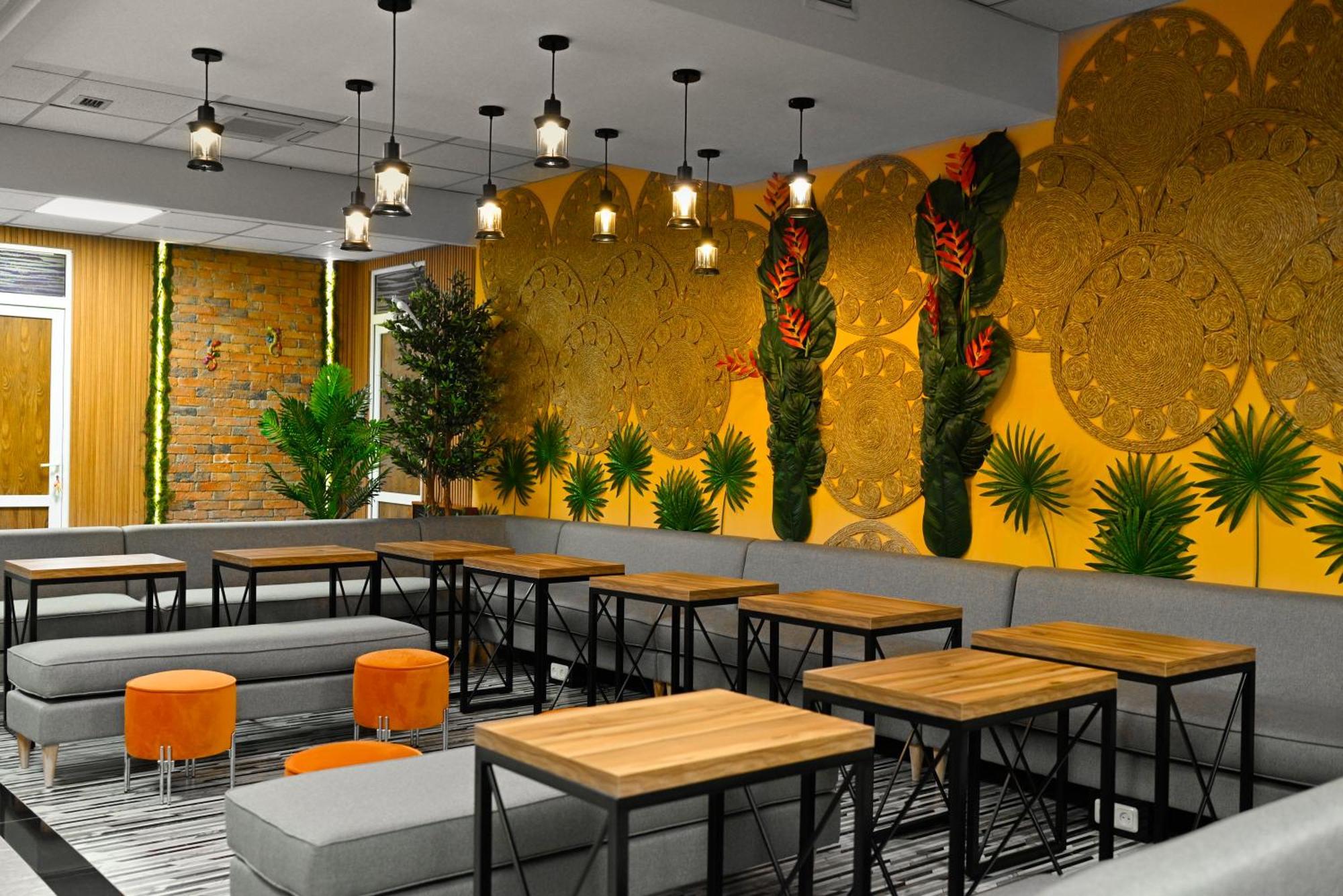 Tropica Inn Hotel Jereván Kültér fotó