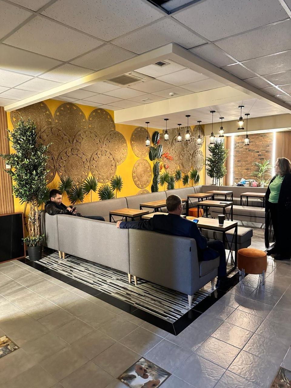 Tropica Inn Hotel Jereván Kültér fotó