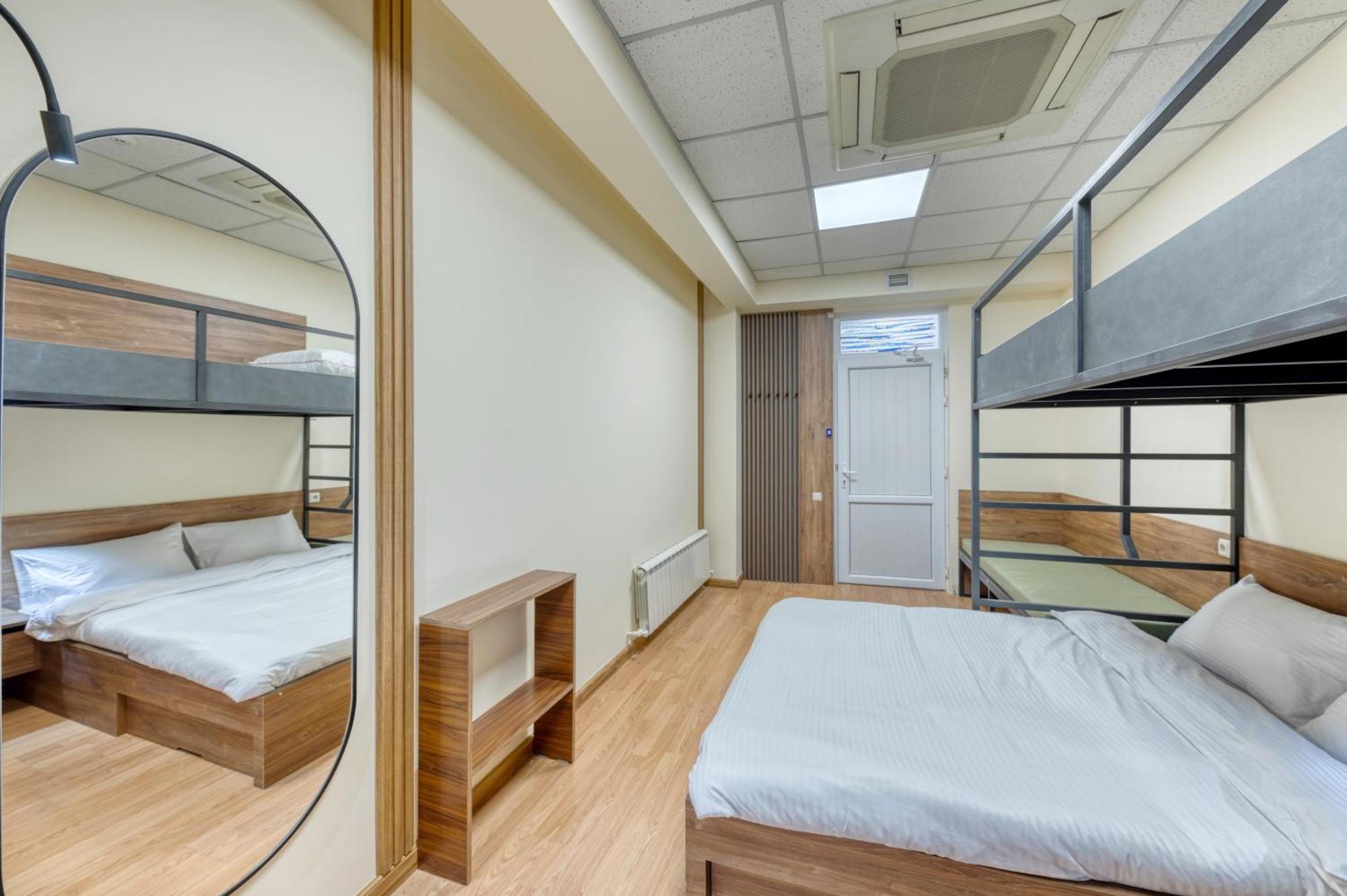 Tropica Inn Hotel Jereván Kültér fotó