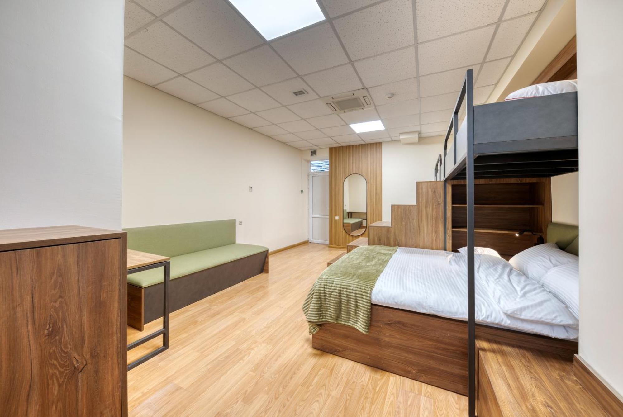Tropica Inn Hotel Jereván Kültér fotó